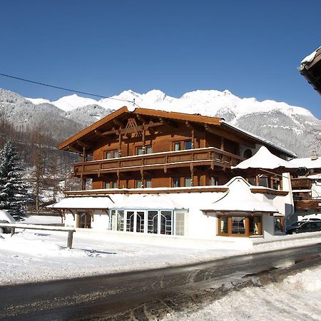 Haus Karin Hotel Sölden Exterior foto