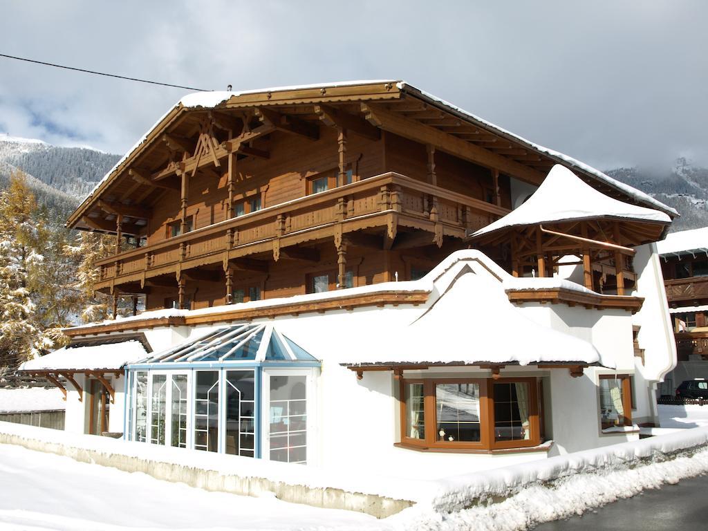 Haus Karin Hotel Sölden Exterior foto